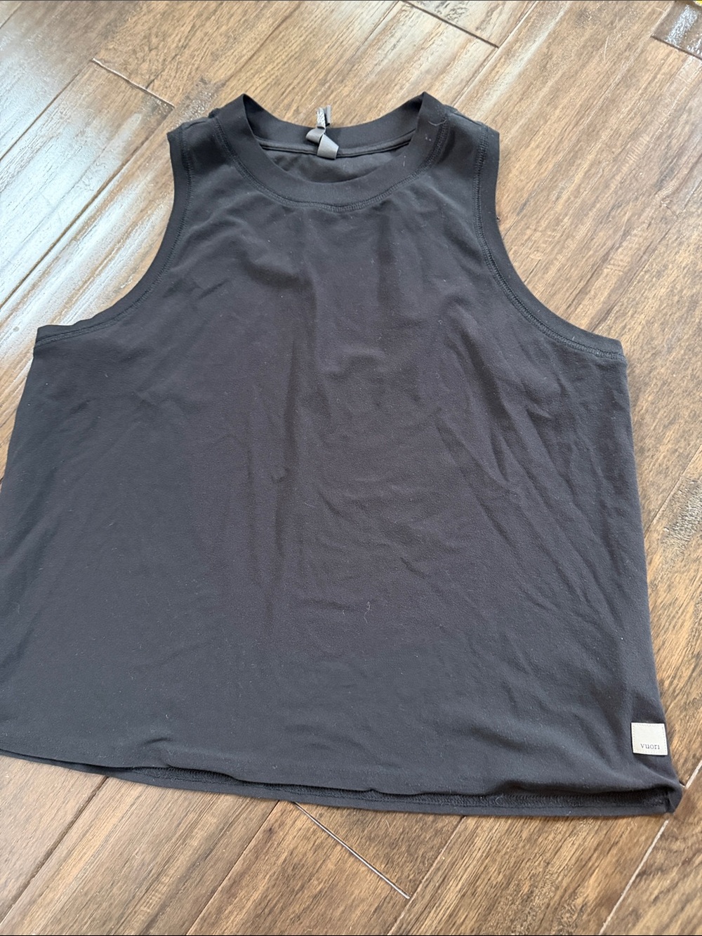 Vuori Women’s Black Sleeveless Tank - Athletic Crewneck